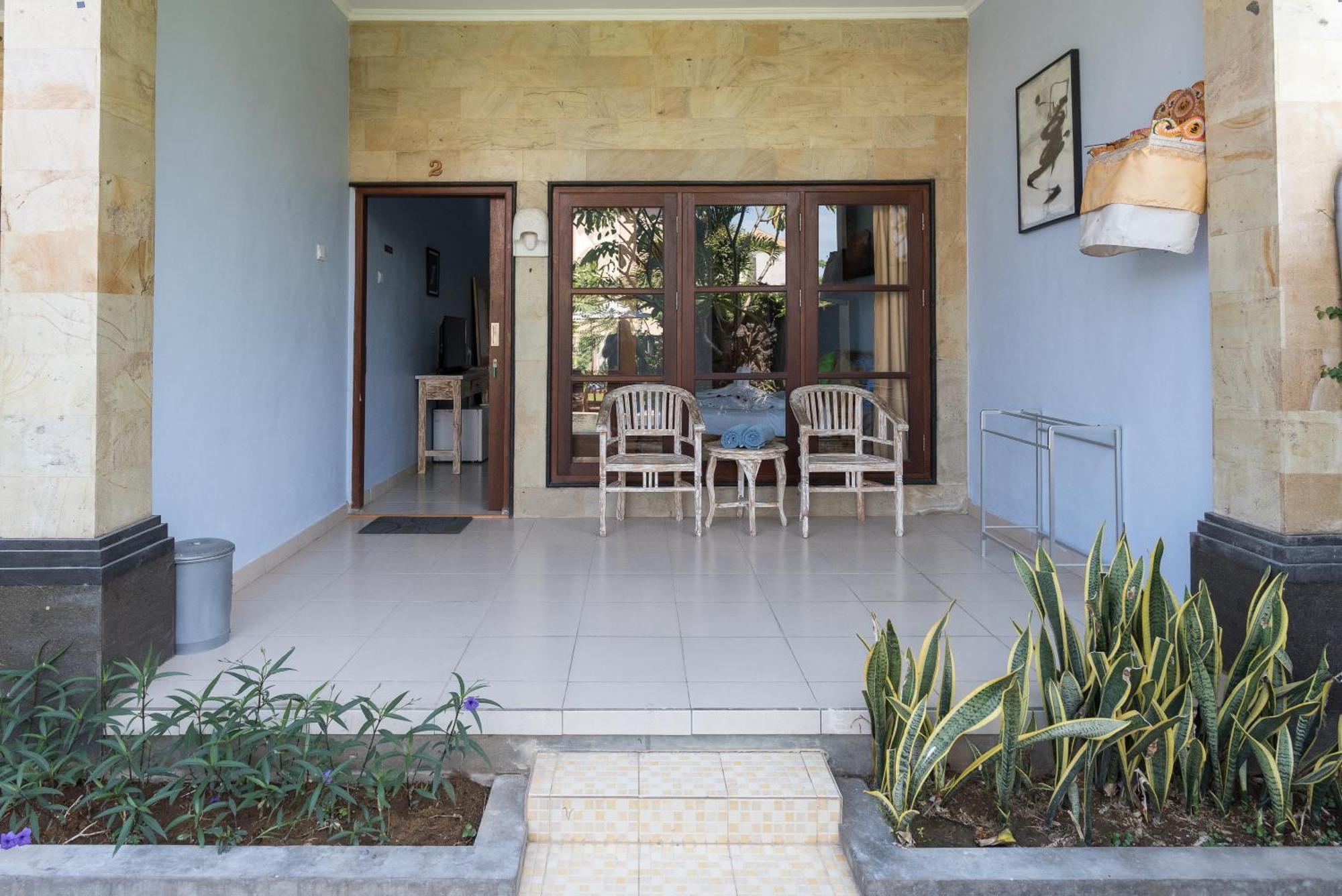 Koming Guest House Canggu Buitenkant foto